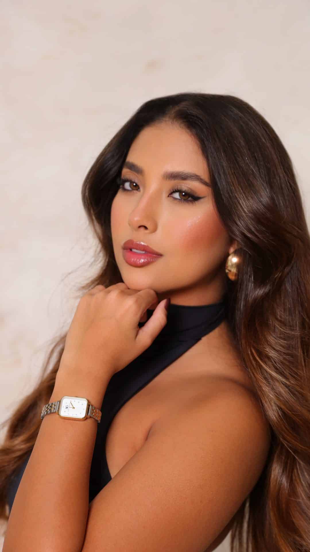 MODELO, APRESENTADORA E SOCIAL MEDIA