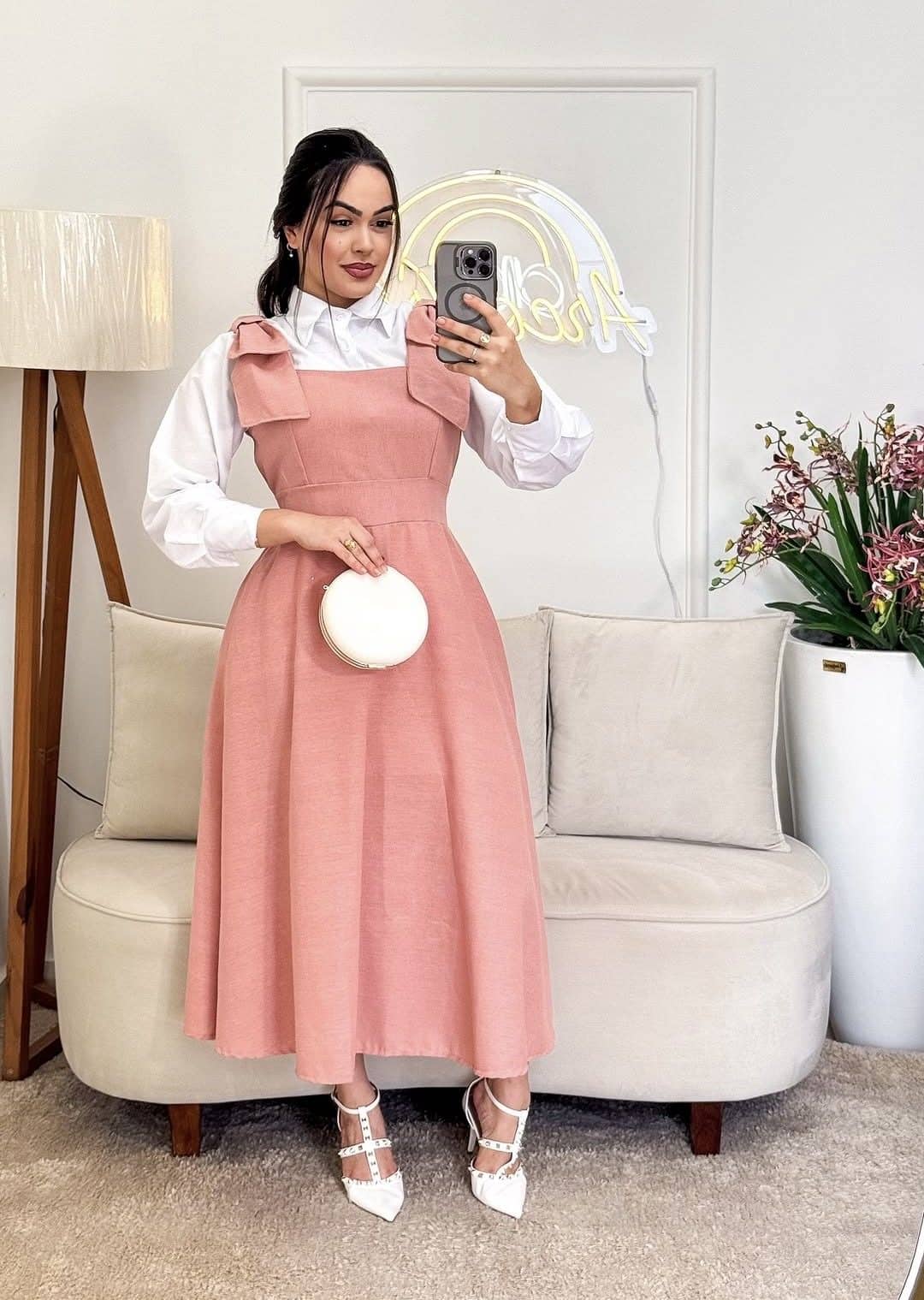 Modelo fotográfica | social mídia | provador | live shop | presença